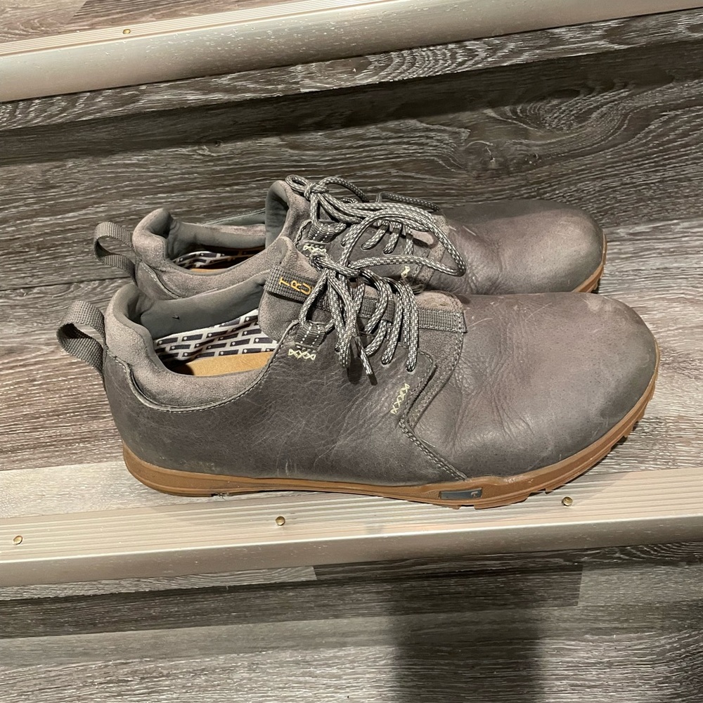 Men’s TRUE OG Premium Golf Shoes- Vintage Grey / 12 a Spikeless